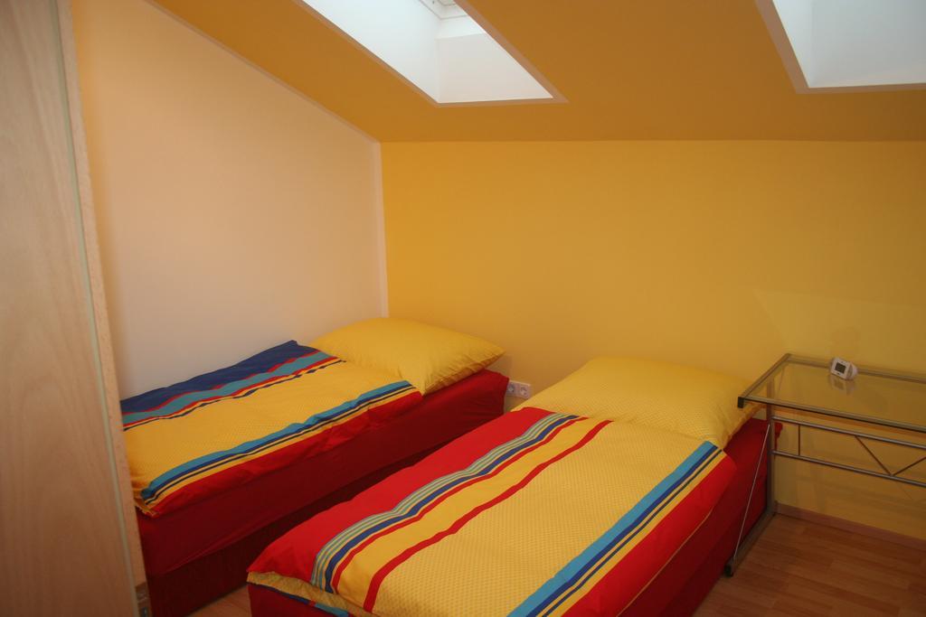Ferienwohnungen Fritz Presseggersee Zimmer foto